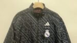 Real Madrid Trench Coat Reversible S-XXL - Image 8