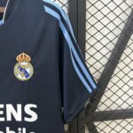 Retro Real Madrid 03/04 Away  S-XXL - Image 3