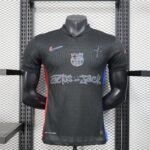Player Version 24/25 men's away Bαrcelonax Trαvis