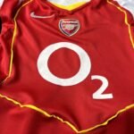 Kids Retro 04-05 Arsenal Home 16-28 - Image 4