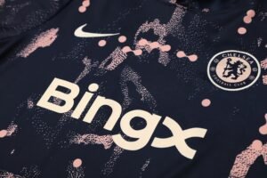 Hooded long-sleeve Chelsea 25/26 suit - Image 9