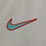 CheIsea Sweater - Image 10