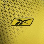 Retro LVP 2004-05 Away - Image 6