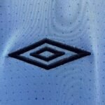 Retro Manchester City 11/12 Home - Image 6