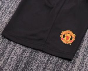Kids Retro Manchester United 2002-04 Home Kit 16-28 - Image 9