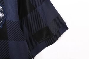 Retro Manchester United 2013/14 Away - Image 8