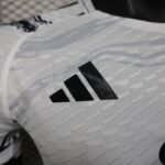 Player Version Manchester United 25/26 White  S-XXL - Image 4