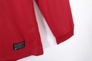 Retro Manchester United 09/10 Home Long Sleeves - Image 6