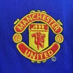 Retro Manchester United 2002/03 Third Long Sleeves - Image 3