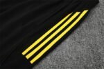 Adult/ Kids MaNCHESTER uNITED 25/26 Short Sleeves Training suit - Image 7