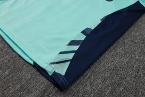 Adult Manchester united 24/25 half zipper Training suit B983 - Image 10