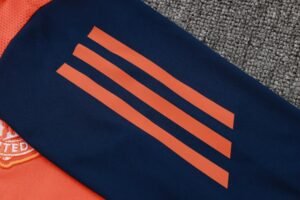Manchester United 24/25 Short Sleeves Training suit  D1117 - Image 4