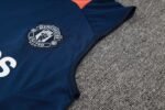 Manchester United  Sleevesless Training Suit D1112 - Image 8