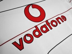 Retro Manchester United 2003/05 Away Long Sleeves - Image 6