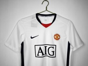 Retro Manchester United 08/09 Away White - Image 7