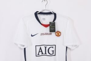 Retro Manchester United 08/09 Away UCL Final - Image 3