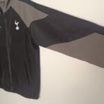 Tottenham Hotspur  Hotspur Black windbreaker - Image 4
