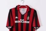 Retro 88/89 AC Milan Home - Image 3