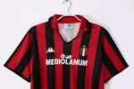 Retro 88/89 AC Milan Home - Image 7