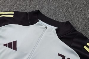 Juventus Half Zipper Training Suit S_XXL - Image 8