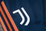 Juventus Short Sleeves Training Suit D1076 - Image 9