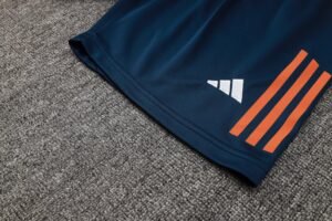 Juventus Short Sleeves Training Suit D1076 - Image 10