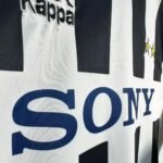 Retro Juventus 1995/97 Home Long Sleeves S-XXL - Image 4