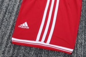 Kids Retro Bayern München 13/14 Home Kit - Image 9