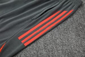 Adult/ Kids Bayern Munchen 25/26 Short Sleeves Training suit Orange - Image 13