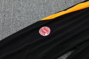 Bayern Munich Training Suit - Image 6