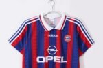 Retro 1995-97 Bayern Munich Home Kit S-XXL - Image 5