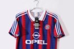 Retro 1995-97 Bayern Munich Home Kit S-XXL - Image 7