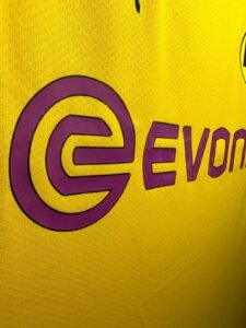 RETRO Borussia Dortmund 2019/20 Home Shirt S-XXL - Image 6