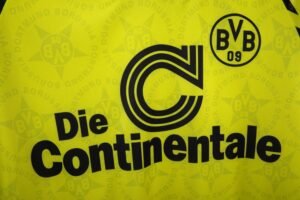 Retro Borussia Dortmund 1994-95 Home Shirt S-XXL - Image 4