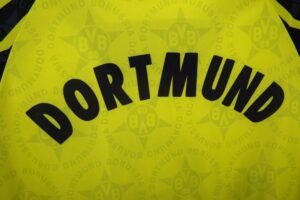 Retro Borussia Dortmund 1994-95 Home Shirt S-XXL - Image 10
