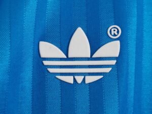 Retro 90/91 Olympique Marseille Away Soccer - Image 6