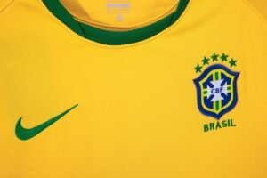 Retro  Brazil 2010 Home Yellow - Image 4