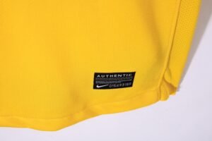 Retro  Brazil 2010 Home Yellow - Image 6