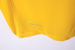 Retro  Brazil 2010 Home Yellow - Image 7