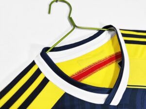 Retro Colombia 2014 Home kit - Image 7