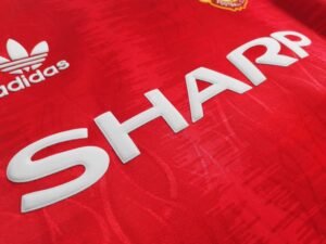 Retro Manchester United 1991 Home - Image 5