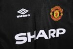 Retro Manchester United 98/99 Third - Image 4