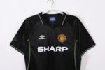 Retro Manchester United 98/99 Third - Image 8