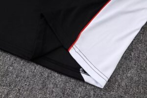 2526 Bayern Sleevesless Training Suit D2557 - Image 7