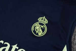 2526 Real Madrid Sleevesless Training Suit D2562 - Image 4