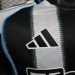 Player Version Newcastle 25/26 Home - Image 10