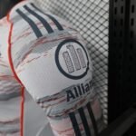 Player Version Bayern München 25/26 Away Long Sleeves - Image 8