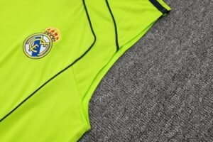 Real Madrid Sleevesless Training Suit D25117 - Image 7