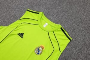 Real Madrid Sleevesless Training Suit D25117 - Image 8