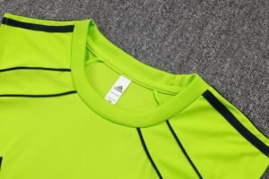 Real Madrid Sleevesless Training Suit D25117 - Image 9